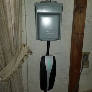 EV charger circuit installed by Rathbun Electric